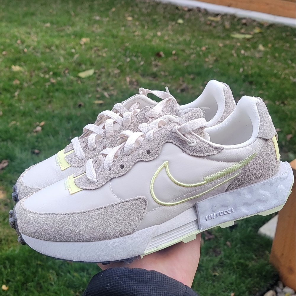 New women's Nike react fontanka waffle - Picture 3 of 5
